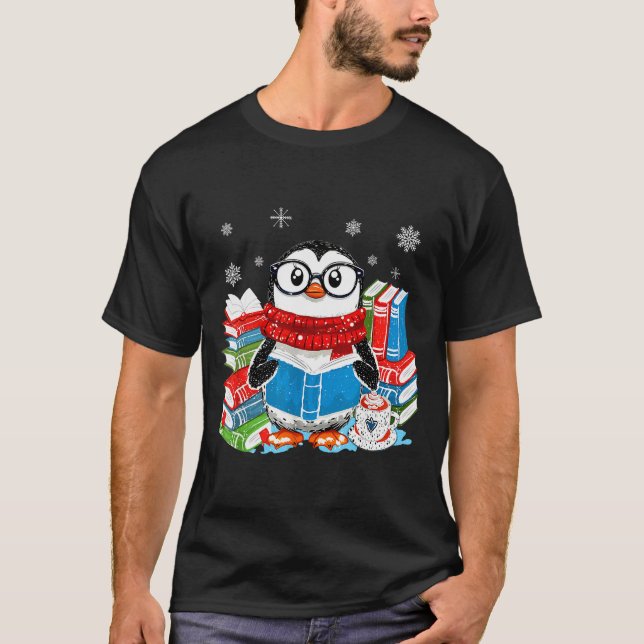 Christmas A Penguin Reading Book Snowflake Cocoa H T-Shirt (Front)