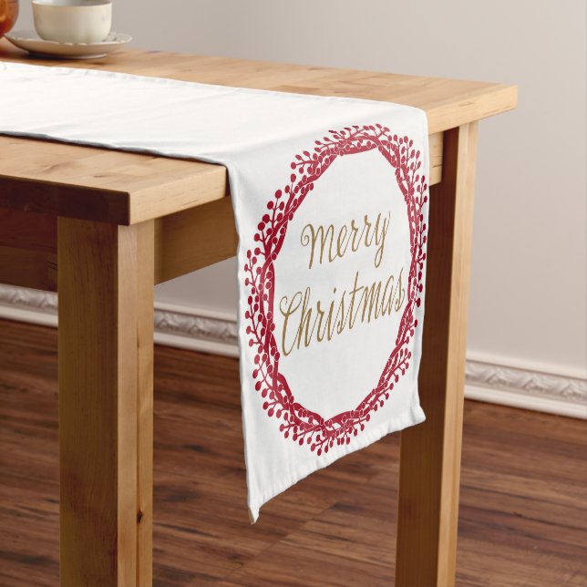 Christmas berry wreath table runner (In Situ)