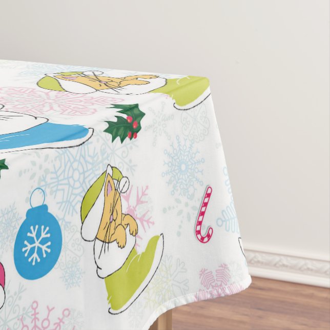 Christmas cat is sleeping tablecloth (In Situ)