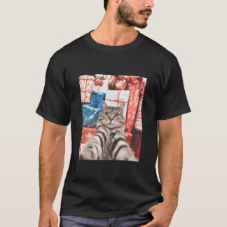 Christmas Cat Selfie Funny Cat T-Shirt