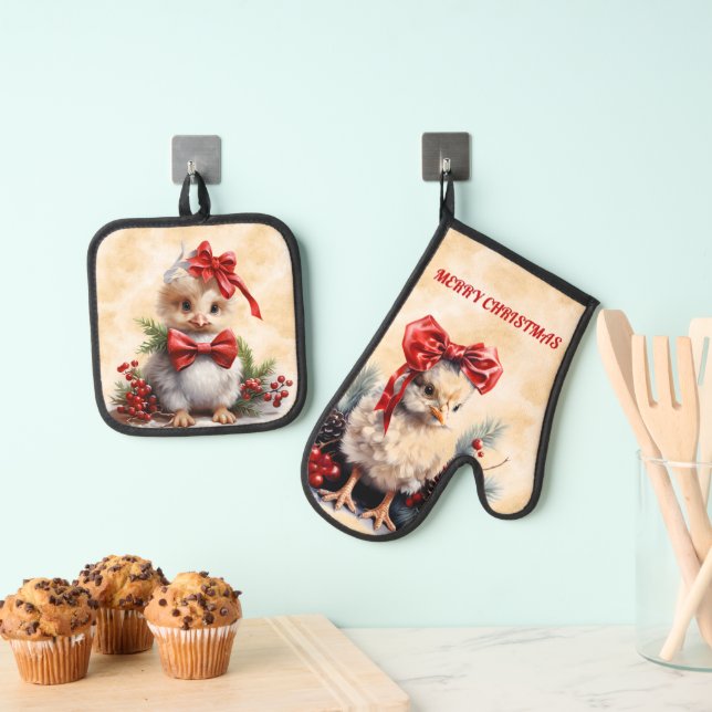 Christmas Chicks Dressed In Red Oven Mitt & Pot Holder Set (Insitu(Hanging))