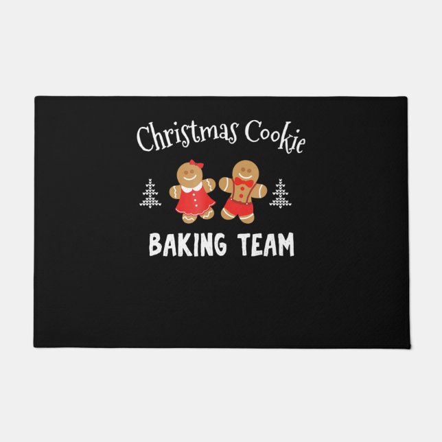 Christmas cookie baking team | gingerbread man doormat (Front)