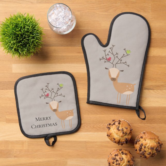Christmas Deer with Birds Oven Mitt & Pot Holder Set (Top Down)