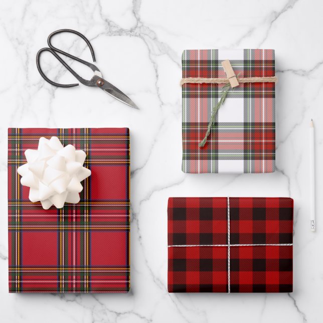Christmas festive red Plaid Tartan Wrapping Paper (Front)
