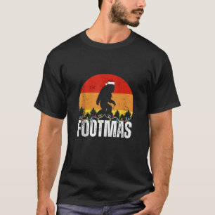 CHRISTMAS FUNNY VINTAGE FOOTMAS BIG FOOT WEARING S T-Shirt