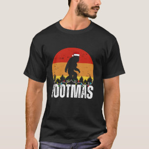 CHRISTMAS FUNNY VINTAGE FOOTMAS BIG FOOT WEARING S T-Shirt