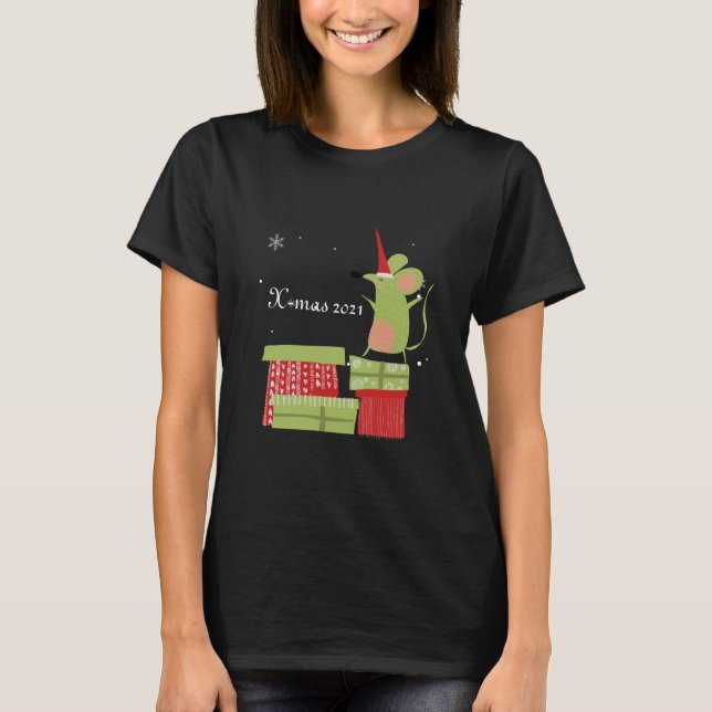 Christmas gifts with a cute mouse illustration T-Shirt (Front)