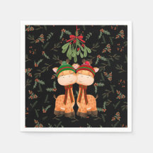 CHRISTMAS GIRAFFES KISSING UNDER MISTLETOE PAPER