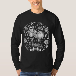 Christmas Gnomes Wreath Garland Cute Merry Christm T-Shirt
