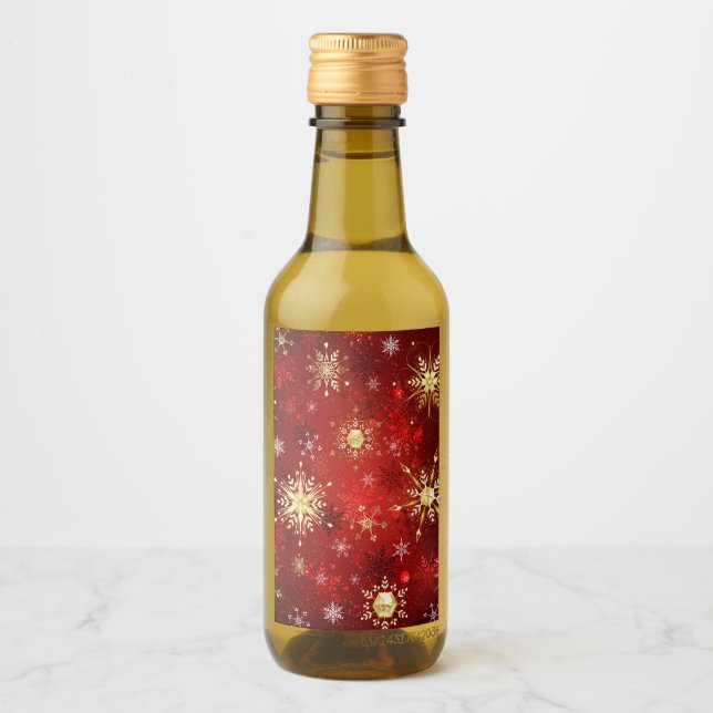 Christmas Golden Snowflakes on Red Background Wine Label (Front)