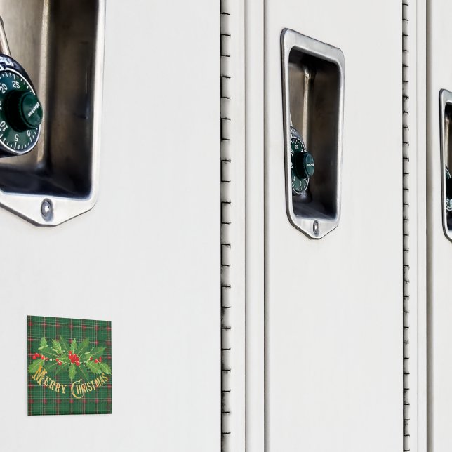 Christmas Green Plaid with Wreath Magnet (In Situ (Locker))