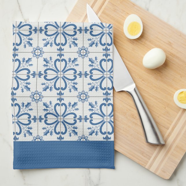 Christmas holly leaves and flowers petals tiles tea towel (Quarter Fold)