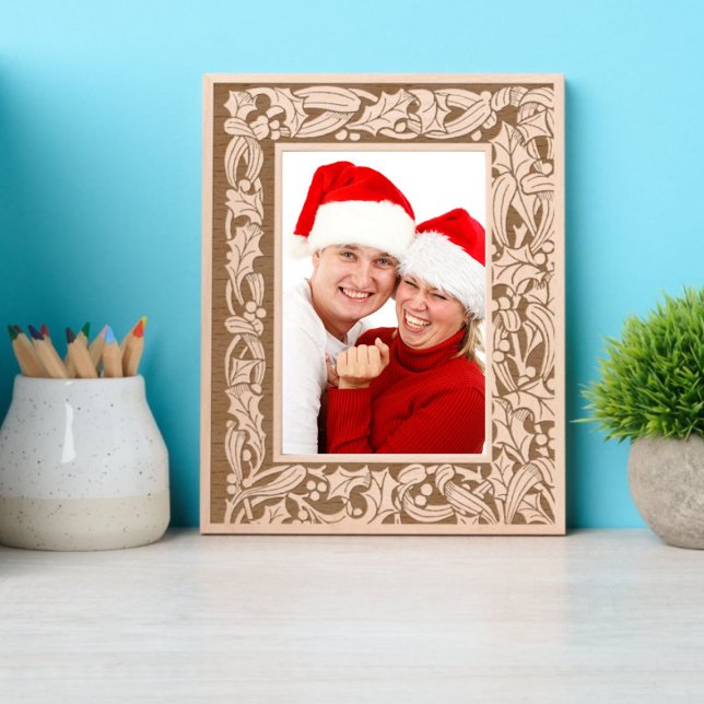 Christmas Holly & Mistletoe With Berries Border Etched Frames (Creator Uploaded)