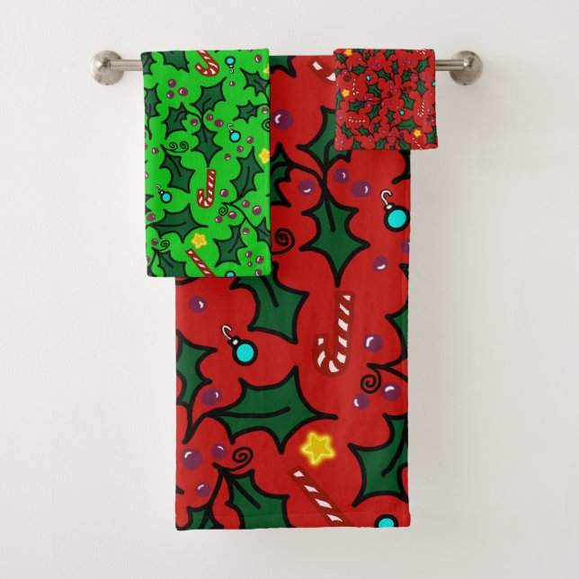 Christmas Holly Seamless Pattern Bath Towel Set (Insitu)