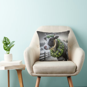 Christmas Holstein Cow With Glowing Wreath Cushion