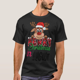 Christmas In August Pink Flamingo in Santa Hat Sum T-Shirt