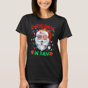Christmas In July  Summer Santa Surfing Beach Vaca T-Shirt