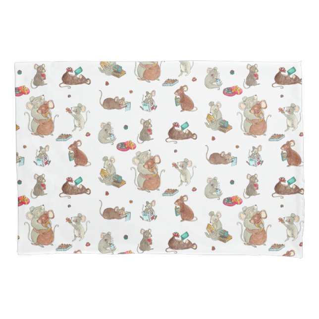 Christmas Mice Jolabokaflod Pillowcase (Front)