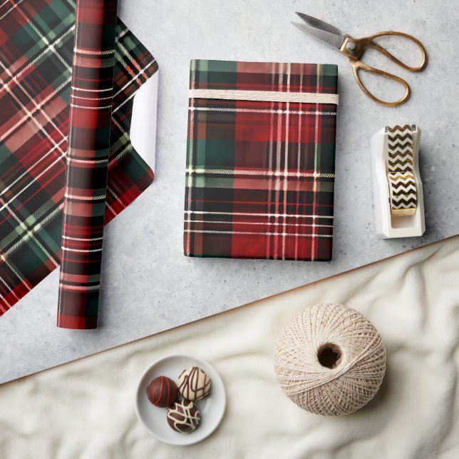 Christmas plaid wrapping paper (Crafts)