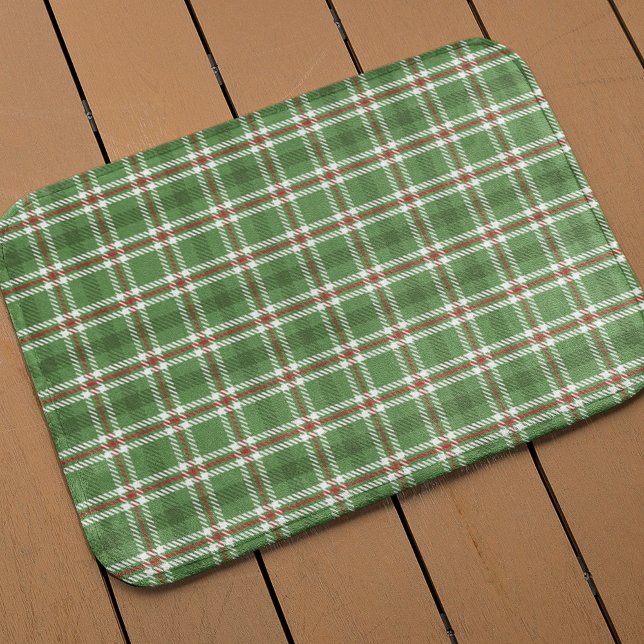 Christmas Rustic Green Farmhouse Country Plaid Bath Mat (Green and red holiday bath mat
)