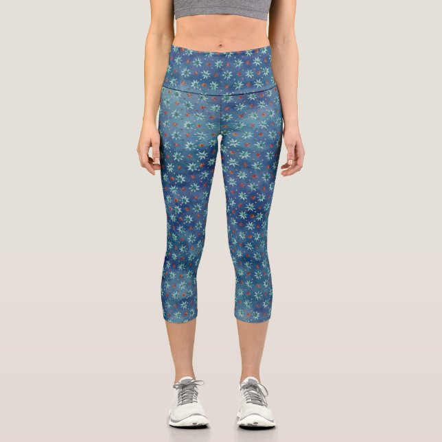 Christmas Snowflakes Pattern Capri Leggings (Front)