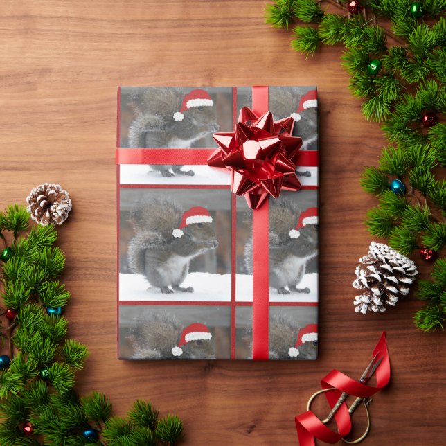 Christmas Squirrel Wrapping Paper (Holiday Gift)