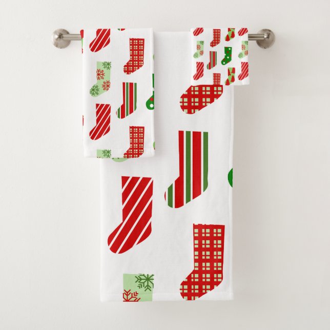Christmas Stockings Bath Towel Set (Insitu)