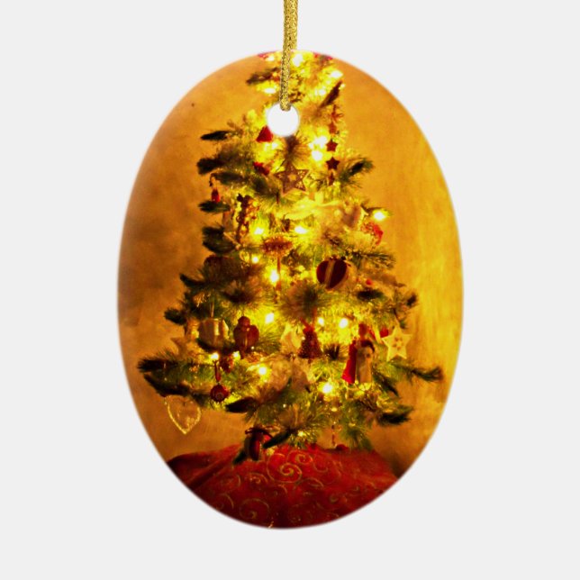 Christmas Tree in Candlelight Ceramic Tree Decoration (Front)