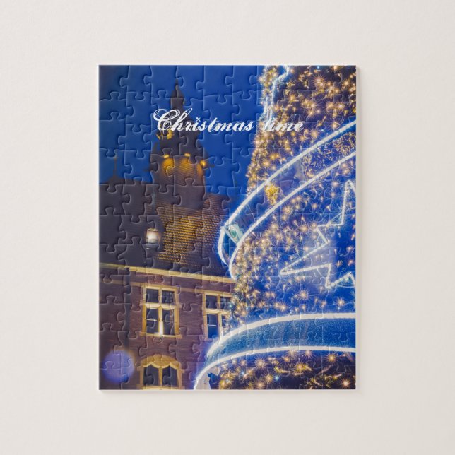 Christmas tree jigsaw puzzle (Vertical)