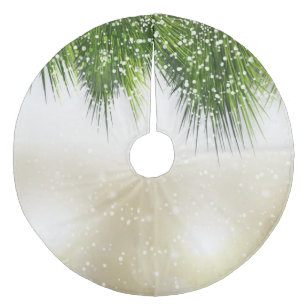 Christmas Tree Skirt/Snowflakes and Pine Fleece Tree Skirt