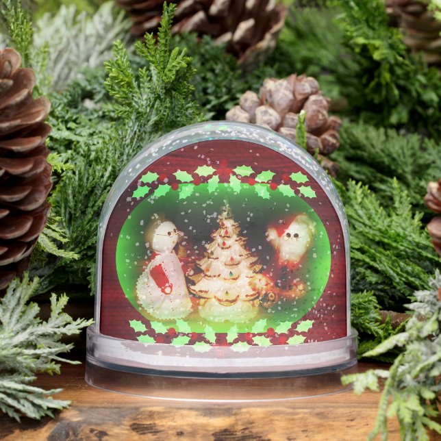 Christmas Vintage Santa Snowglobe (Winter)