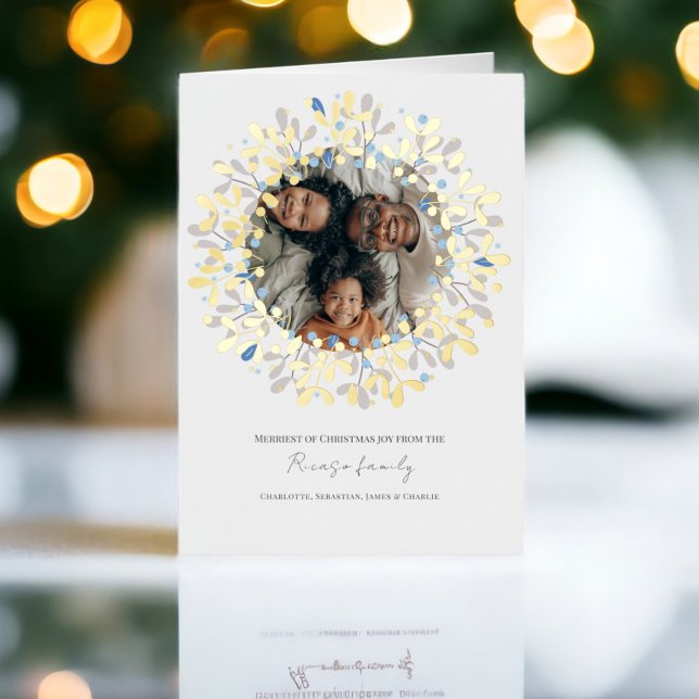  Christmas Wreath Personalised Photo Foil Holiday Card (Christmas Wreath Personalized Photo Foil Holiday Cards from Ricaso. Foil cards add photograph )