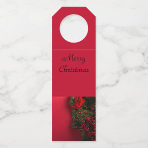 christmas wreath with red berries bottle tag