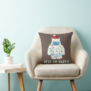 Christmas Yeti To Party T-Shirt Cute Yeti for Xmas Cushion