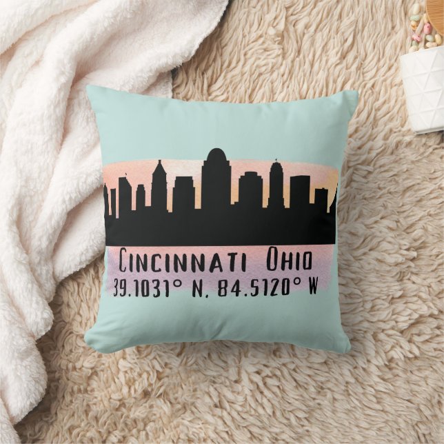 Cincinnati OH City Skyline Cushion (Blanket)