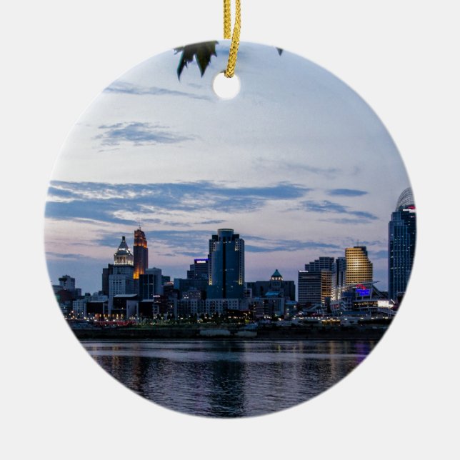 Cincinnati Skyline Ceramic Tree Decoration (Front)