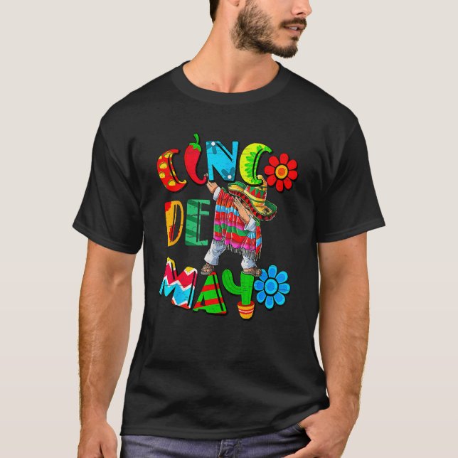 Cinco De Mayo Dabbing Mexican Poncho Party Fiesta  T-Shirt (Front)