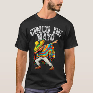 Cinco De Mayo Dabbing Mexican Poncho Sombrero Hat T-Shirt