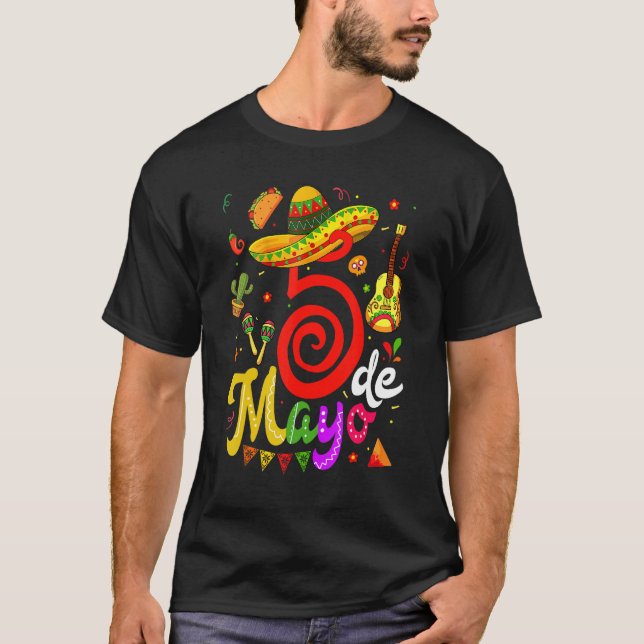 Cinco De Mayo Fiesta Surprise Camisa 5 De Mayo Viv T-Shirt (Front)