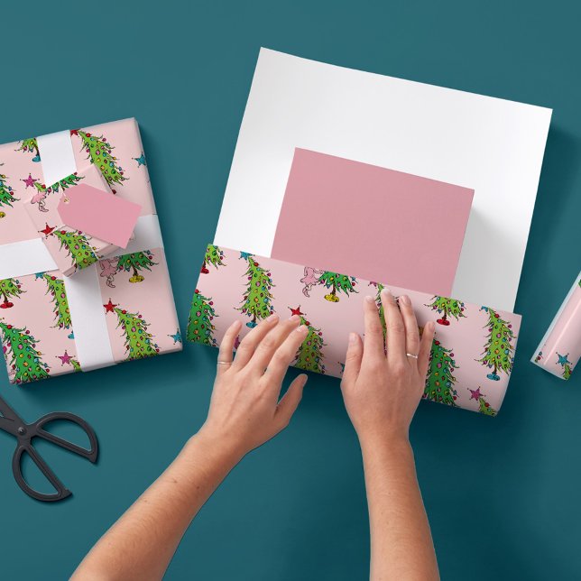 Cindy-Lou Who and Christmas Tree Pattern Wrapping Paper (Creator Uploaded)