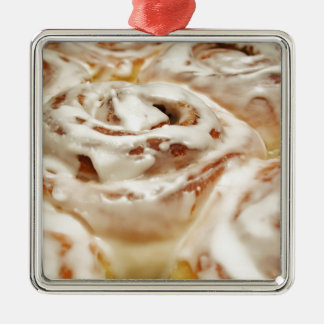 Cinnamon Roll Metal Tree Decoration