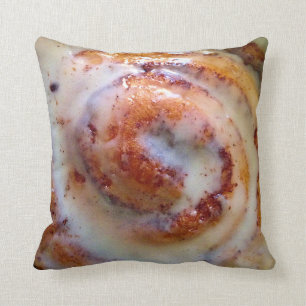 Cinnamon roll pillow