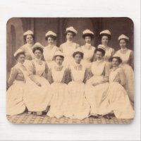 circa 1914 nursing school graduates