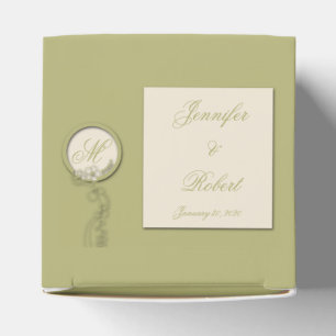 Circle Green and Creme Monogram Favour Box