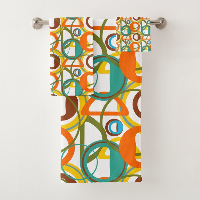 Circles, Circles  Bath Towel Set (Insitu)