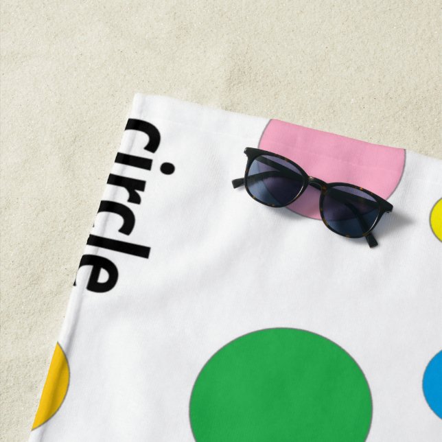 Circles pattern on white beach towel (In Situ)