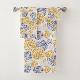 Circles with yellow and blue leopard skin print  bath towel set