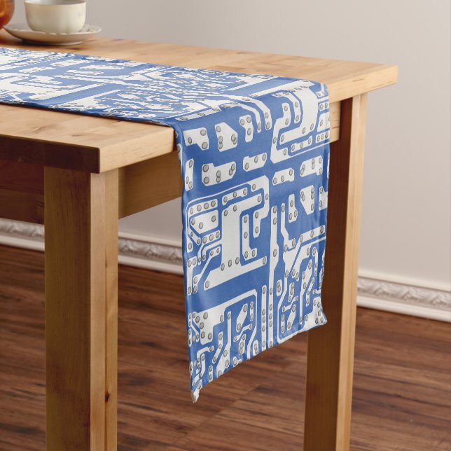 Circuit board pattern short table runner (In Situ)