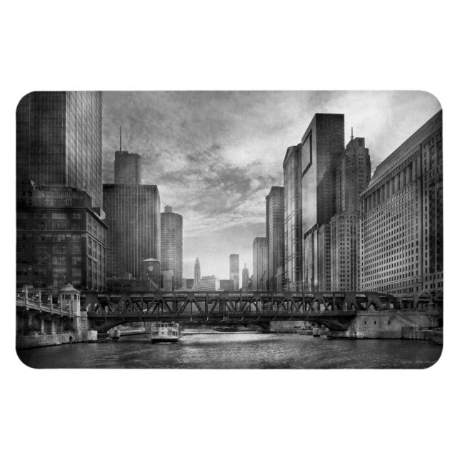 City - Chicago, IL - Looking towards the future BW Magnet (Horizontal)