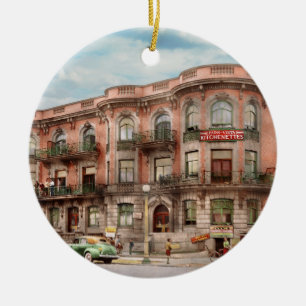 City - Chicago - Park Vista Kitchenettes 1941 Ceramic Ornament